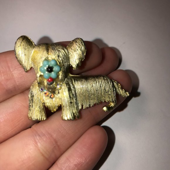 Vintage DOG Pin - Picture 3 of 3